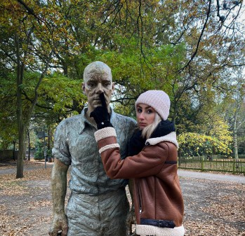 8f41a656-bfda-405d-a374-420c0be26658